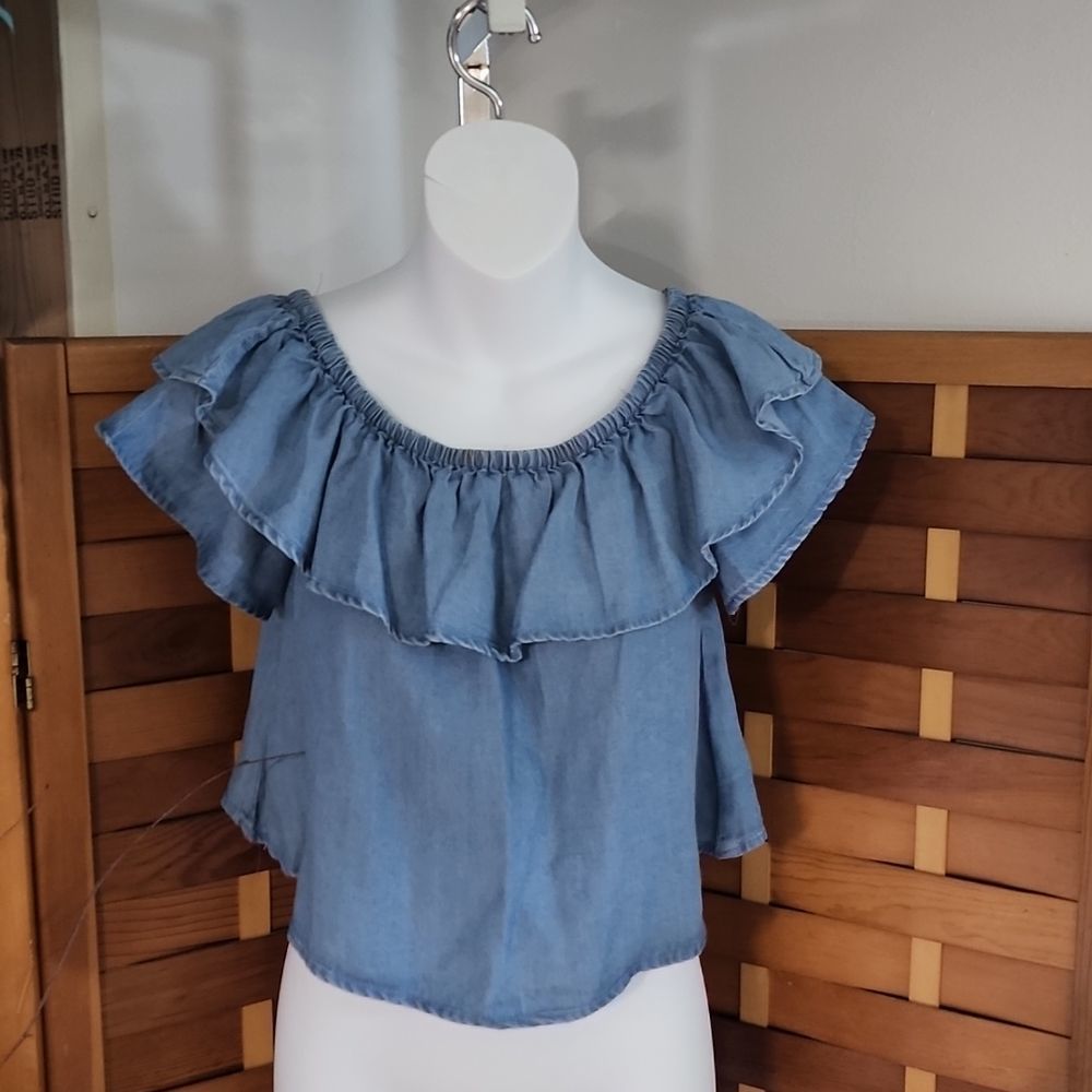 Denim off the shoulder crop top - Picture 4 of 9